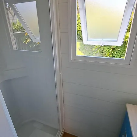 Κάμπινγκ Bord De *