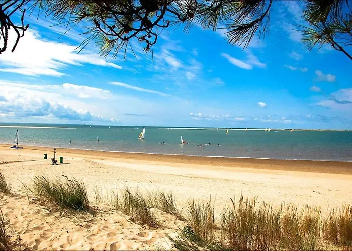 Camping Bord De Les Mathes